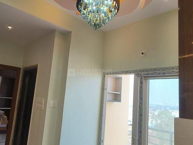 2 BHK Apartment in Chandanagar for resale Hyderabad. The reference number is 14978606