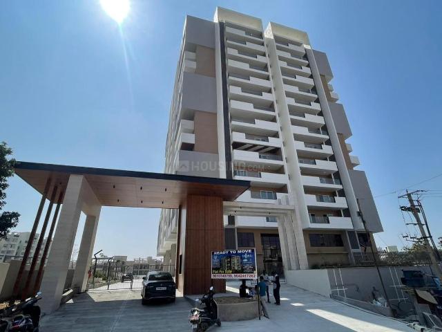 2 BHK Apartment in Chandanagar for resale Hyderabad. The reference number is 19907596