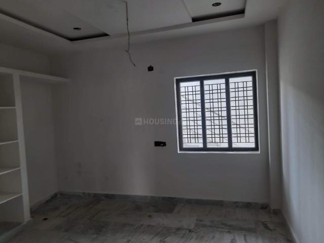 2 BHK Apartment in Chandanagar for resale Hyderabad. The reference number is 20075702