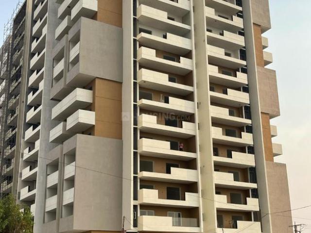 2 BHK Apartment in Chandanagar for resale North Hyderabad. The reference number is 17297584