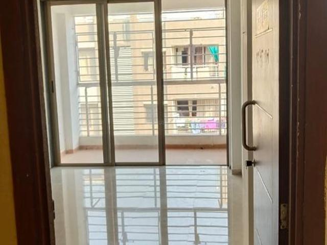2 BHK Apartment in Chandkheda for rent Ahmedabad. The reference number is 11182773
