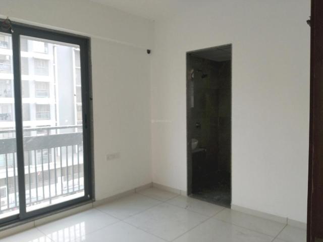 2 BHK Apartment in Chandkheda for rent Ahmedabad. The reference number is 13310555