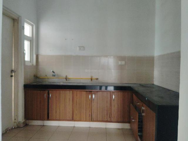 2 BHK Apartment in Chandkheda for rent Ahmedabad. The reference number is 17516175