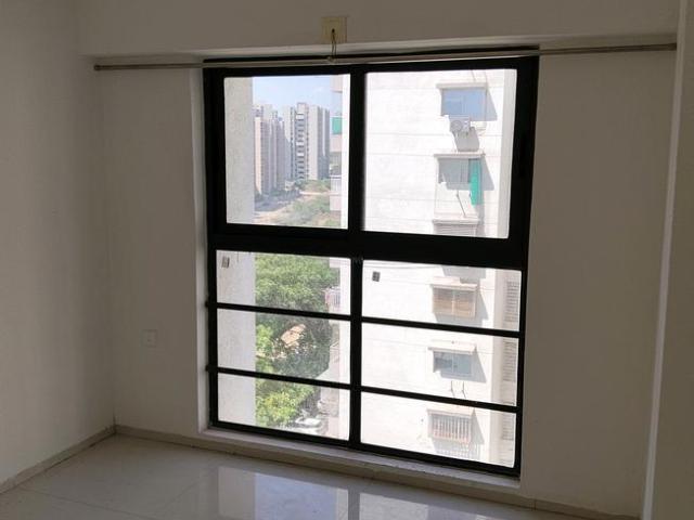2 BHK Apartment in Chandkheda for rent Ahmedabad. The reference number is 18173638
