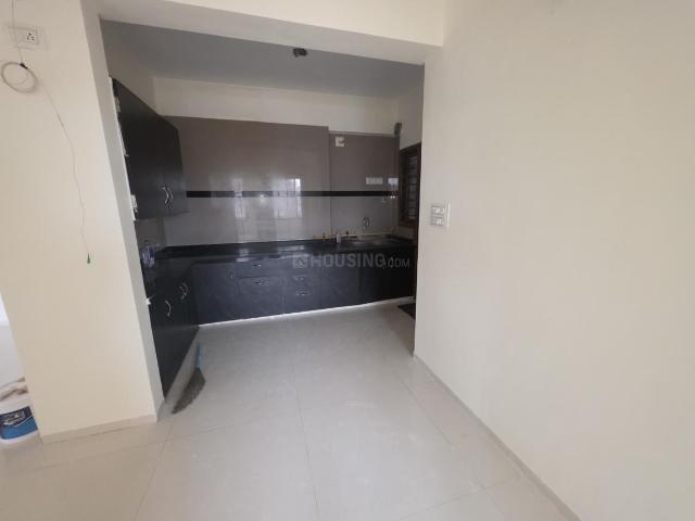 2 BHK Apartment in Chandkheda for rent Ahmedabad. The reference number is 19833464