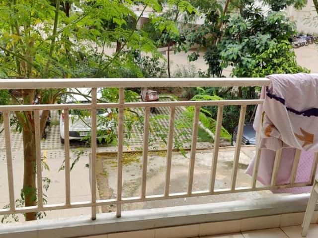 2 BHK Apartment in Chandkheda for rent Ahmedabad. The reference number is 19949439