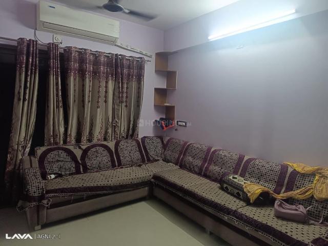 2 BHK Apartment in Chandkheda for rent Ahmedabad. The reference number is 19012326