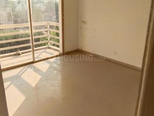 2 BHK Apartment in Chandkheda for rent Ahmedabad. The reference number is 20818647