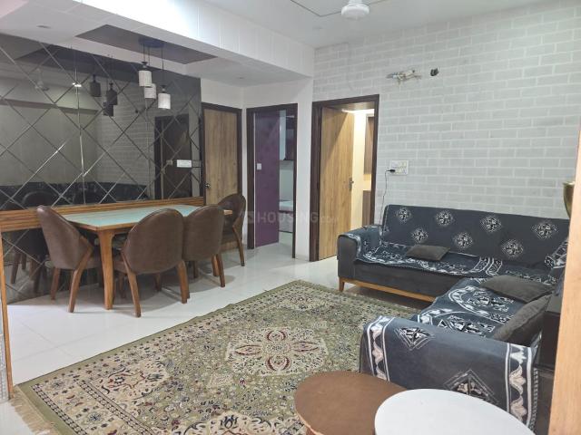 2 BHK Apartment in Chandkheda for rent Ahmedabad. The reference number is 20909912
