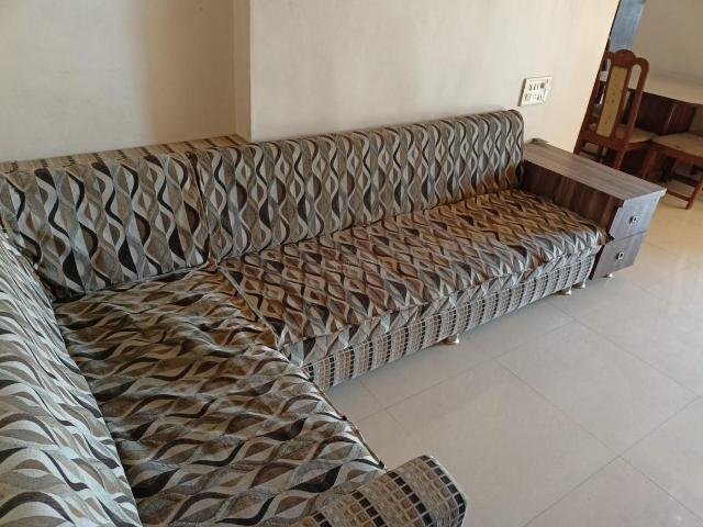 2 BHK Apartment in Chandkheda for rent Ahmedabad. The reference number is 8149456