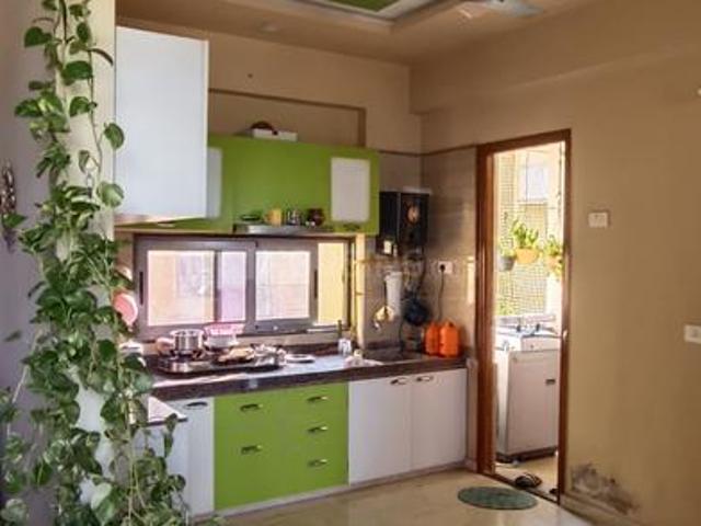 2 BHK Apartment in Chandkheda for resale Ahmedabad. The reference number is 17290910
