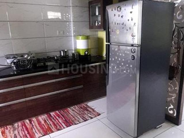 2 BHK Apartment in Chandkheda for resale Ahmedabad. The reference number is 17832934