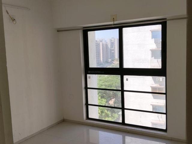 2 BHK Apartment in Chandkheda for resale Ahmedabad. The reference number is 18173655
