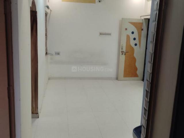 2 BHK Apartment in Chandkheda for resale Ahmedabad. The reference number is 18745119