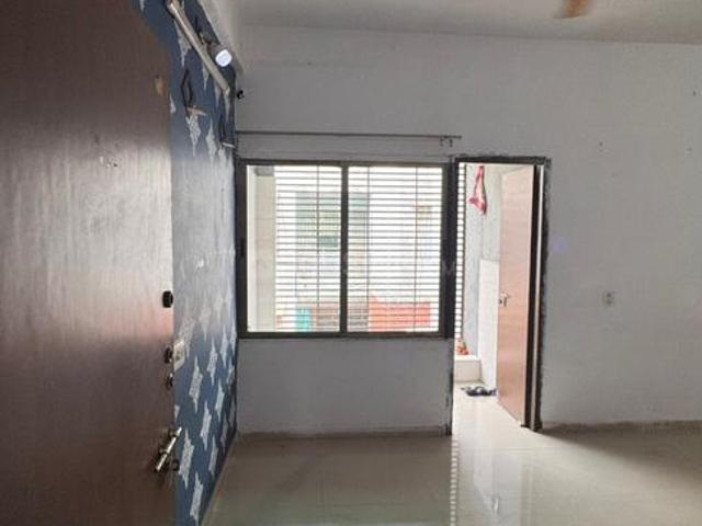 2 BHK Apartment in Chandkheda for resale Ahmedabad. The reference number is 20437707