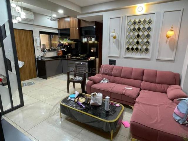 2 BHK Apartment in Chandkheda for resale Ahmedabad. The reference number is 20776141