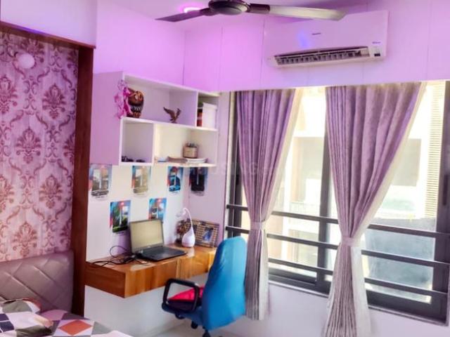 2 BHK Apartment in Chandkheda for resale Ahmedabad. The reference number is 20777631