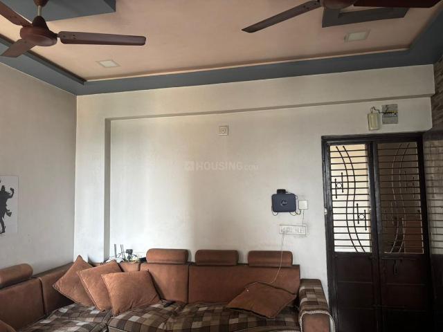 2 BHK Apartment in Chandkheda for resale Ahmedabad. The reference number is 20784075
