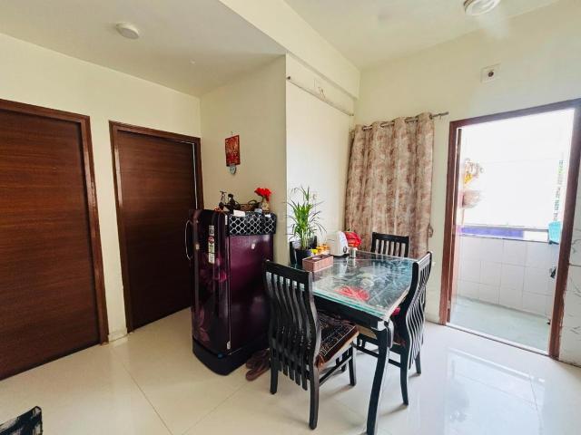 2 BHK Apartment in Chandkheda for resale Ahmedabad. The reference number is 20797634