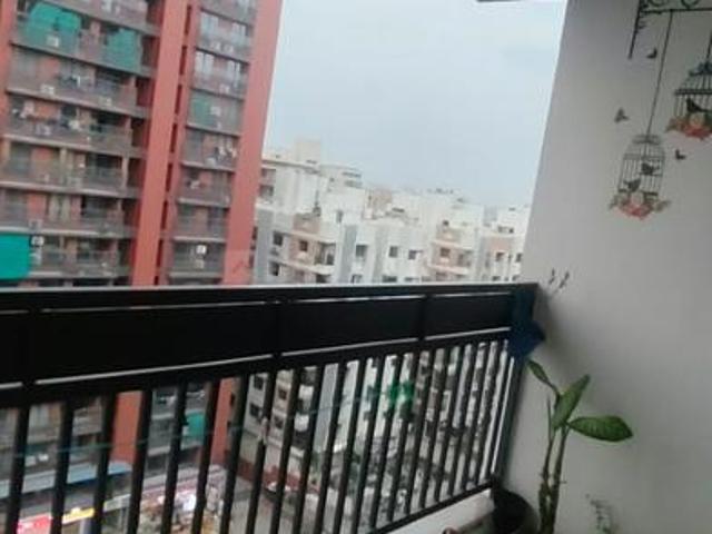 2 BHK Apartment in Chandkheda for resale Ahmedabad. The reference number is 20951036