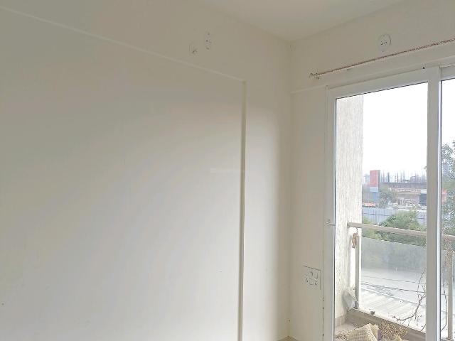 2 BHK Apartment in Charholi Budruk for rent Pune. The reference number is 19786043