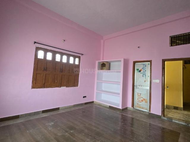 2 BHK Apartment in Chaukiya for rent Ghazipur. The reference number is 20370783