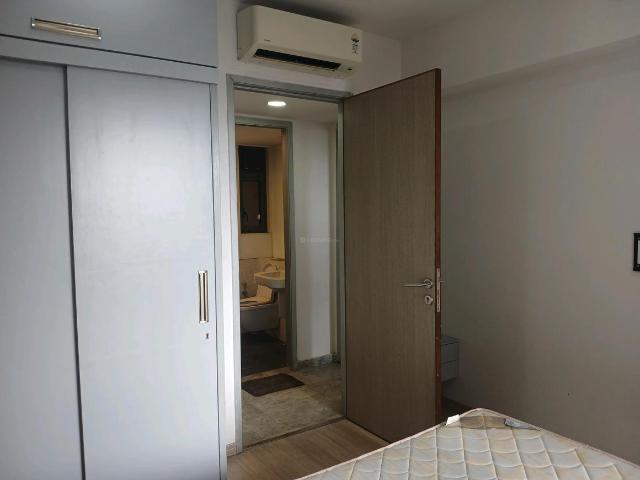 2 BHK Apartment in Chembur for rent Mumbai. The reference number is 13084757
