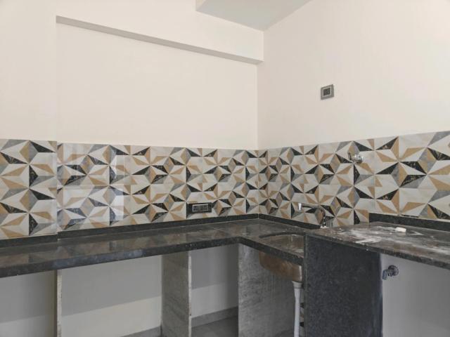 2 BHK Apartment in Chembur for rent Mumbai. The reference number is 16664292