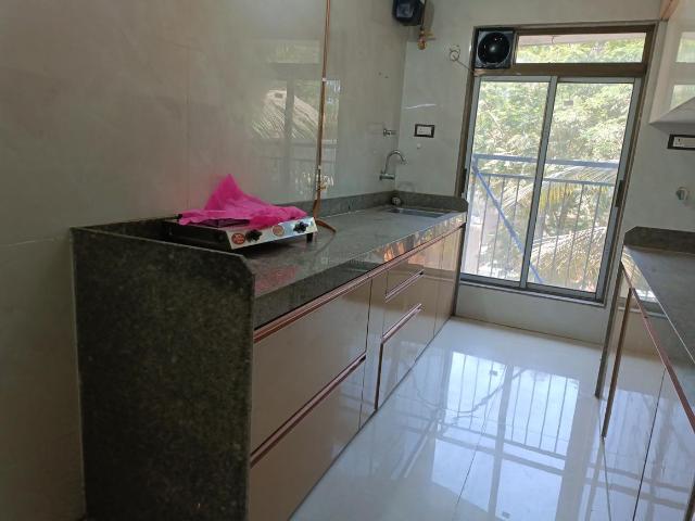 2 BHK Apartment in Chembur for rent Mumbai. The reference number is 17186453