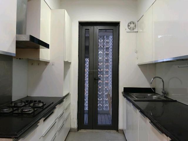 2 BHK Apartment in Chembur for rent Mumbai. The reference number is 18420570