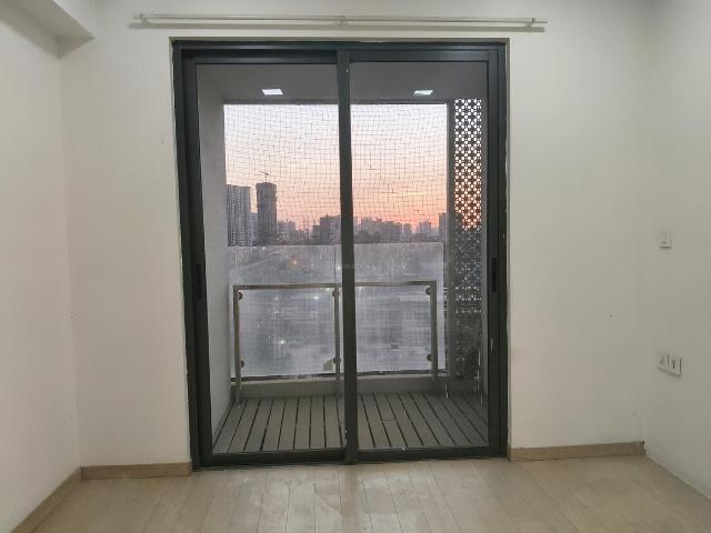 2 BHK Apartment in Chembur for rent Mumbai. The reference number is 18624182