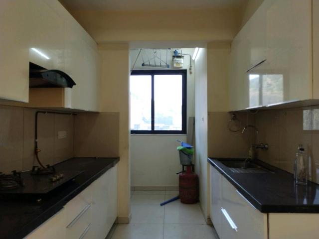 2 BHK Apartment in Chembur for rent Mumbai. The reference number is 18686004