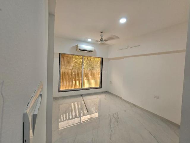 2 BHK Apartment in Chembur for rent Mumbai. The reference number is 18864444