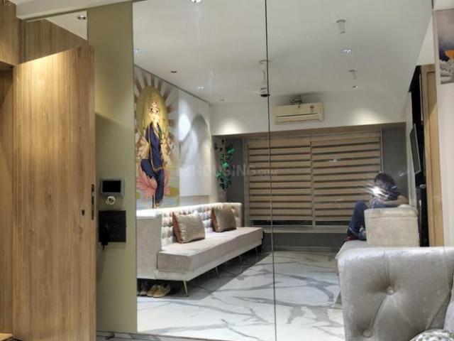 2 BHK Apartment in Chembur for rent Mumbai. The reference number is 18028496