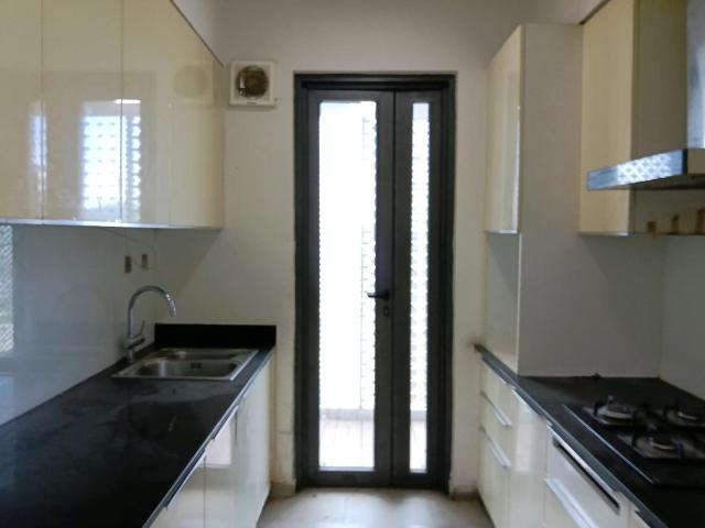 2 BHK Apartment in Chembur for rent Mumbai. The reference number is 18106901