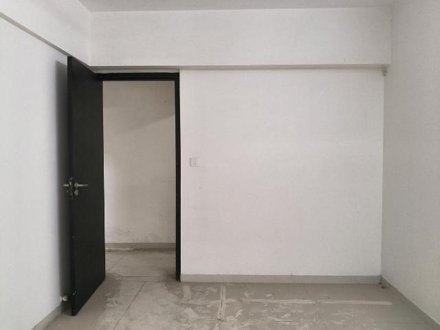 2 BHK Apartment in Chembur for rent Mumbai. The reference number is 18146378