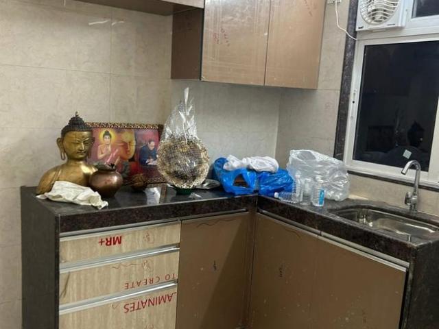 2 BHK Apartment in Chembur for rent Mumbai. The reference number is 18272414