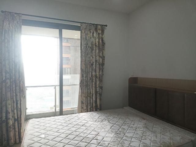 2 BHK Apartment in Chembur for rent Mumbai. The reference number is 18305093