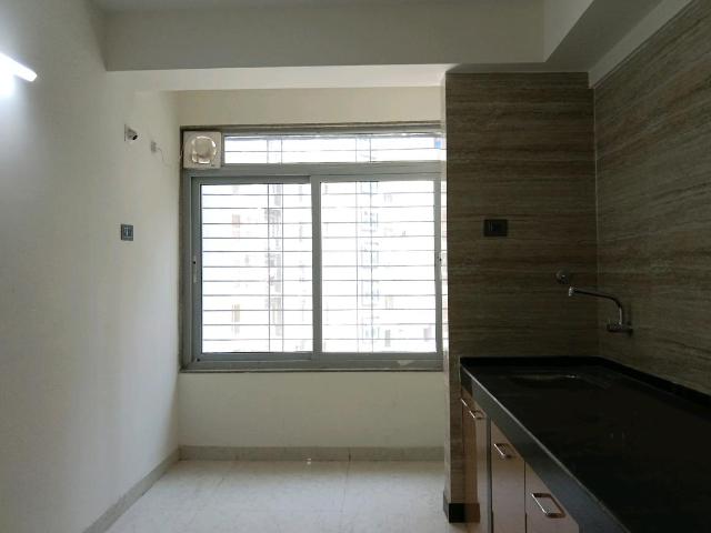 2 BHK Apartment in Chembur for rent Mumbai. The reference number is 18305093