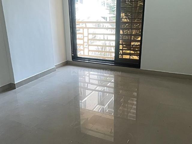 2 BHK Apartment in Chembur for rent Mumbai. The reference number is 18313134