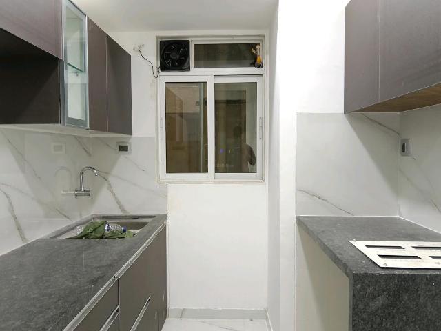 2 BHK Apartment in Chembur for rent Mumbai. The reference number is 18349013