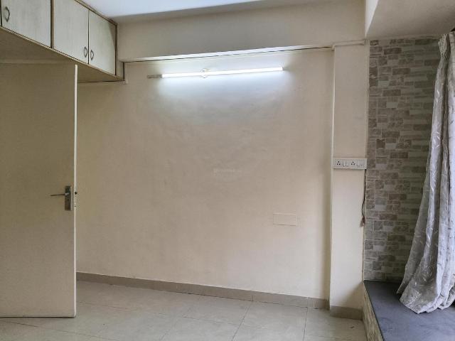 2 BHK Apartment in Chembur for rent Mumbai. The reference number is 19738935