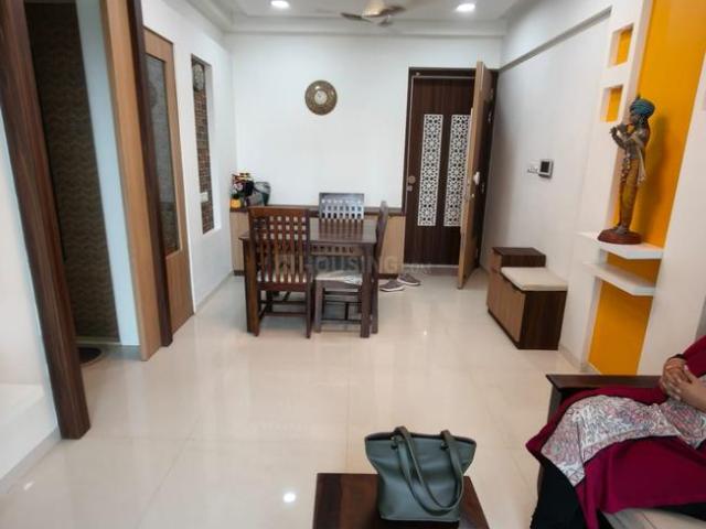 2 BHK Apartment in Chembur for rent Mumbai. The reference number is 20859683