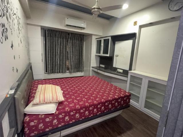 2 BHK Apartment in Chembur for rent Mumbai. The reference number is 20318279