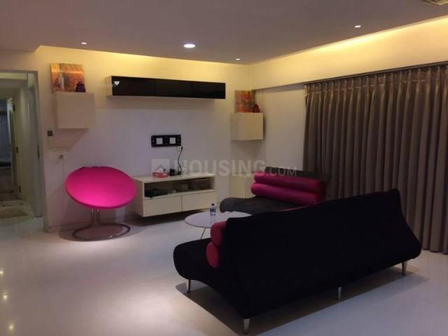 2 BHK Apartment in Chembur for rent Mumbai. The reference number is 20374183