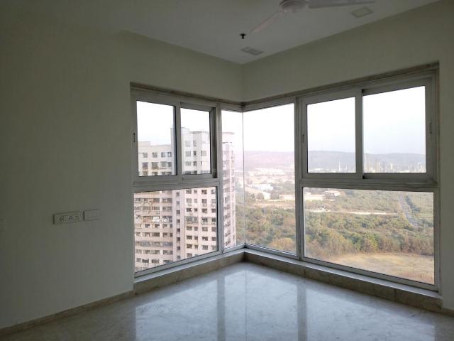 2 BHK Apartment in Chembur for resale Mumbai. The reference number is 11319004
