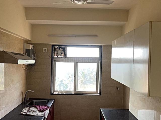 2 BHK Apartment in Chembur for resale Mumbai. The reference number is 19090088