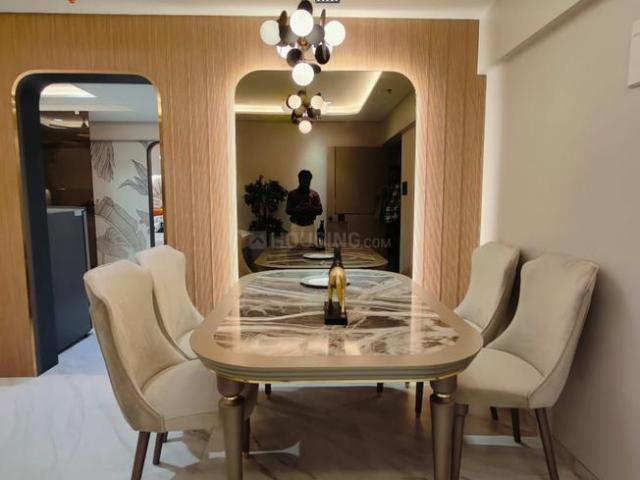 2 BHK Apartment in Chembur for resale Mumbai. The reference number is 19773304