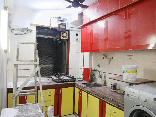 2 BHK Apartment in Chembur for resale Mumbai. The reference number is 20288003