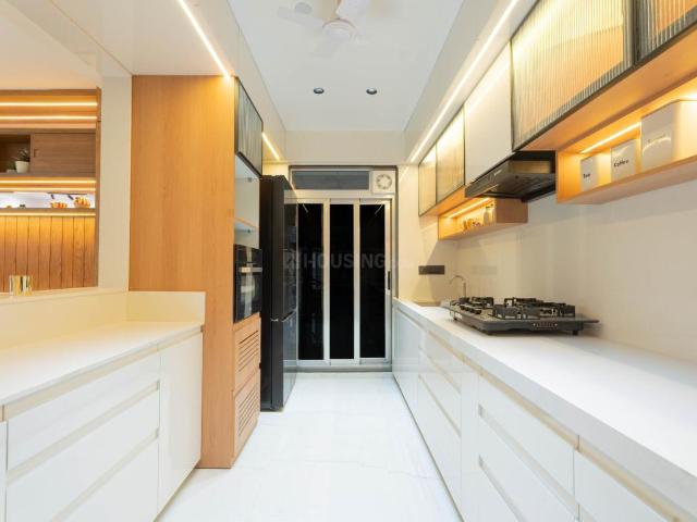 2 BHK Apartment in Chembur for resale Mumbai. The reference number is 20537272